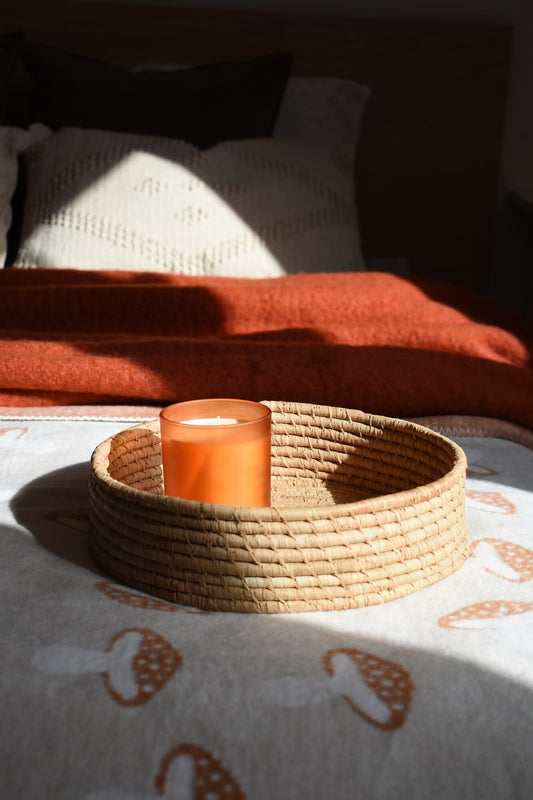 Dekoracyjna naturalna boho taca ANANA z rafii