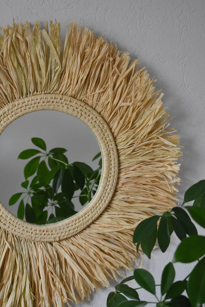 Lustro MLECZYK śr.60 cm, lustro w stylu boho, naturalne, ręcznie plecione z rafii, beżowe